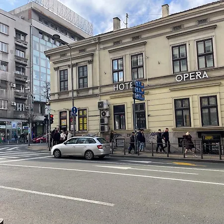 Lukerly 1 Apartment *